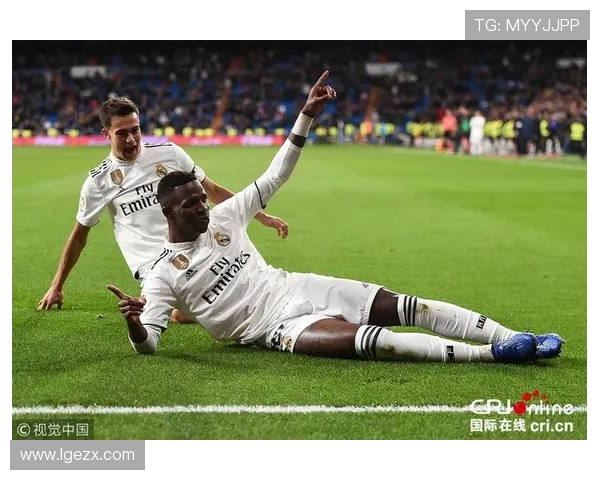 维尼修斯谈偶像内马尔专注皇马